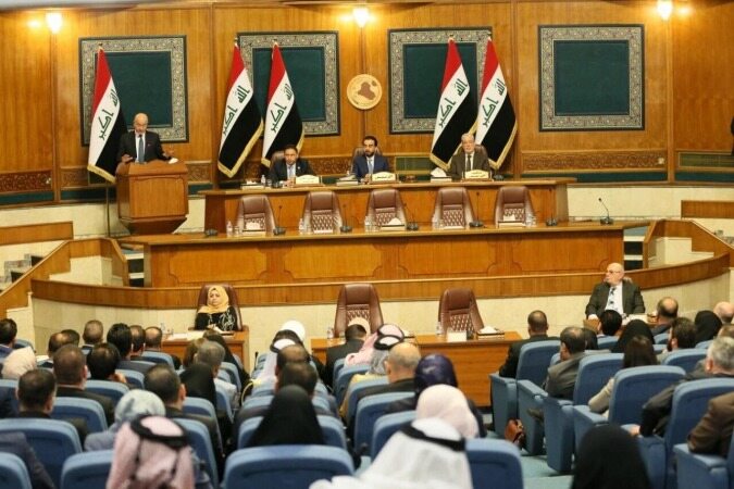 پارلمان عراق دولت را به پایان حضور نیروهای آمریکایی ملزم کرد