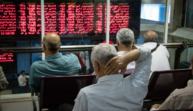 بورس امروز هم عقب نشست/کاهش 3798 واحدی شاخص بورس تهران