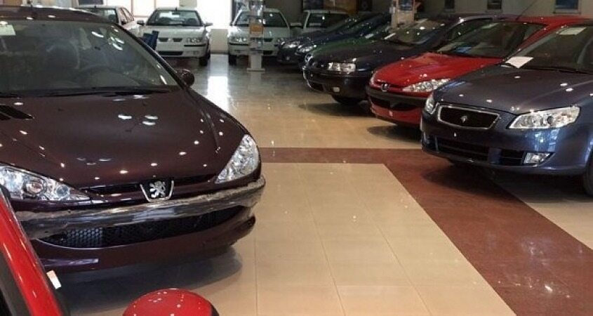 قیمت روز خودرو های داخلی در ۸ بهمن/کیا سراتو ۲۰۰۰ (اتوماتیک)  363 میلیون شد