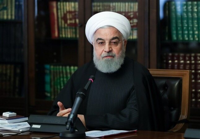 روحانی: هیچ کس بالاتر از قانون و مردم نیست/ حضور پرشکوه در راهپیمایی ۲۲ بهمن ضربه دیگری به دشمنان است 
