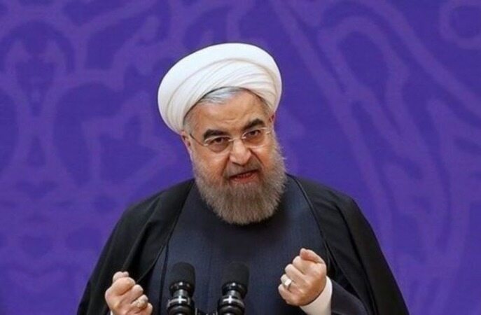روحانی: دست رئیس‌جمهور را در انتخاب وزیر زن باز بگذارید