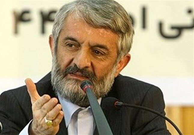 آقامحمدی: مجلس قوی می‌تواند راهکار درست برای حل مشکلات اقتصادی بی‌اندیشد