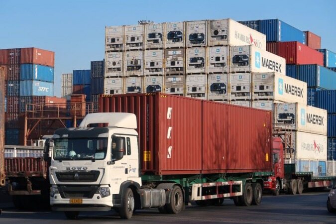 کاهش شدید صادرات و واردات چین در پی گسترش ویروس کرونا