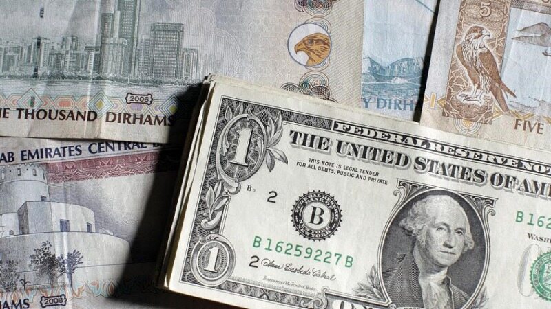 شیوع کرونا در ایران بازار ارز دوبی را به هم ریخت!