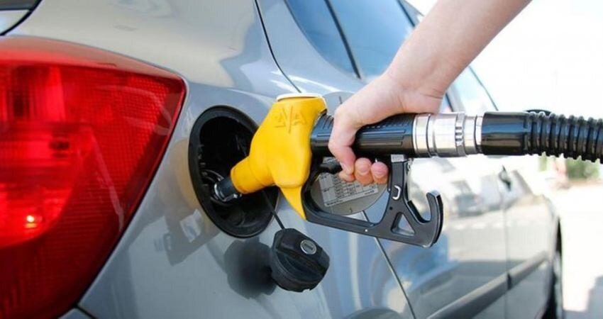اختصاص ۶۰ لیتر بنزین نوروزی به خودرو‌ها