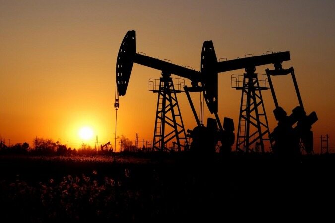 ثبت یک رکورد جدید برای قیمت نفت/بهای نفت به پایین‌ترین سطح خود در یک سال گذشته رسید