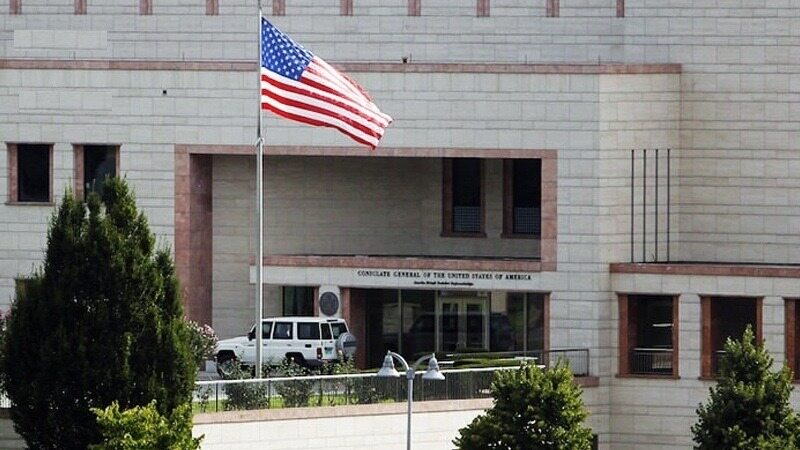 آمریکا خدمات کنسولی سفارتخانه‌هایش در سراسر جهان را تعلیق کرد 