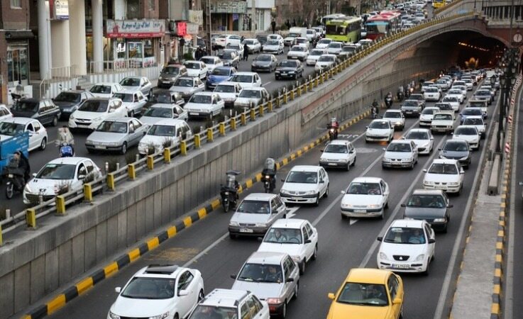 بازگشت ترافیک به تهران؛ قرنطینه شکسته شد!