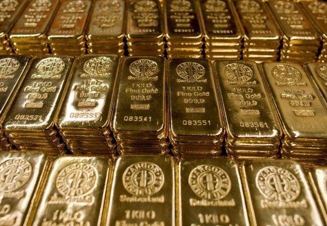 قیمت جهانی طلا همچنان متاثر از کرونا