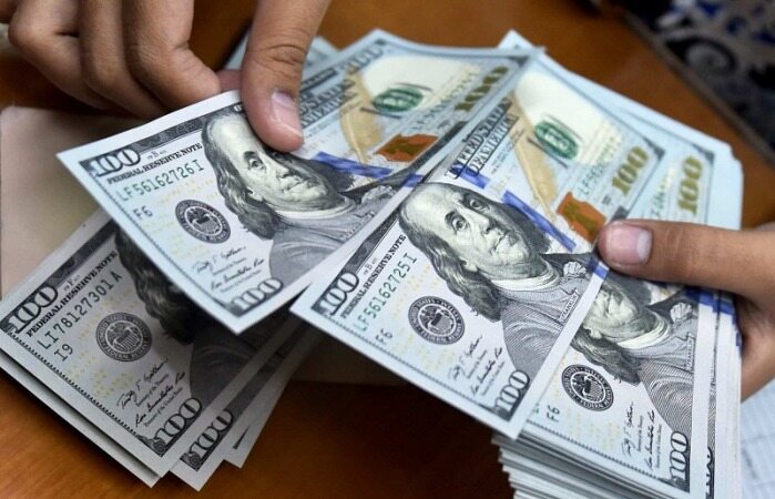 جزئیات قیمت رسمی انواع ارز/قیمت دلار امروز به ۱۵۵۰۰ تومان رسید