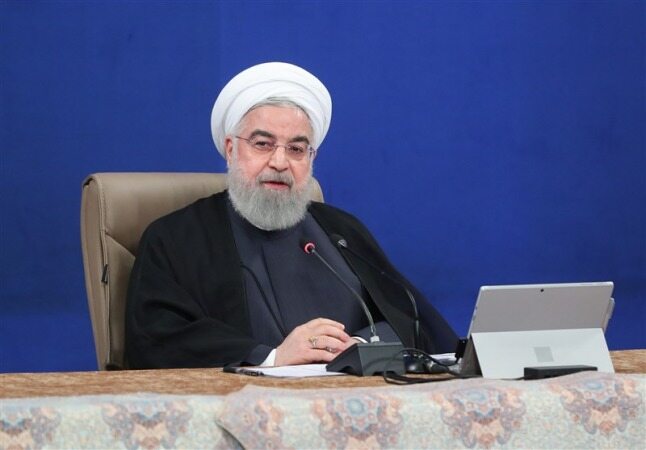 روحانی: بازگشایی درب مساجد برای نمازهای یومیه / باید سبک زندگی گذشته را ترک کنیم