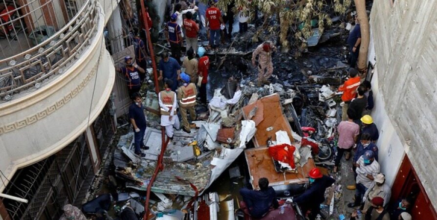 کرونا دلیل سقوط هواپیمای مسافری پاکستان