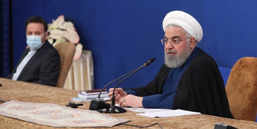 روحانی: صادرکننده‌ای که ارز را وارد بازار نکند خائن است/ سه ماه بیش‌تر فرصت ندارید