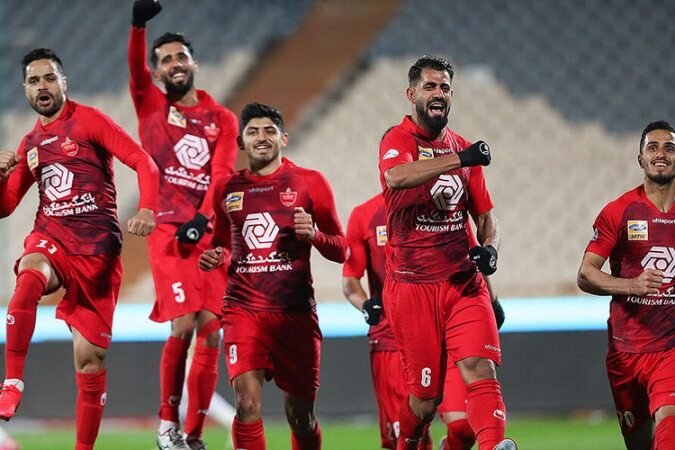 غافلگیری بازیکنان پرسپولیس توسط خلبان پرواز!