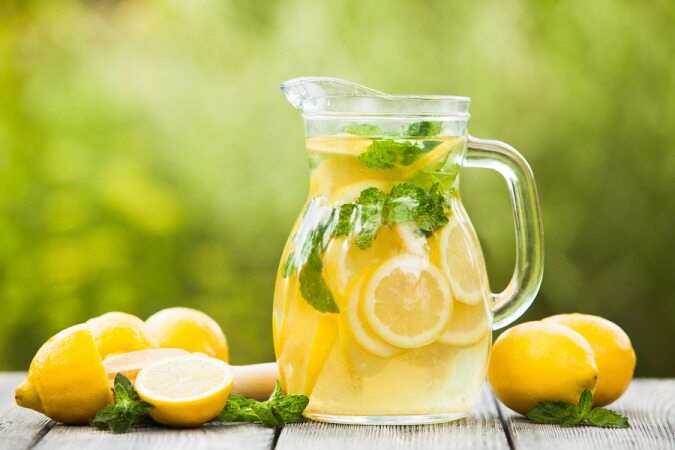 کاهش وزن با یک لیوان شربت آب لیمو