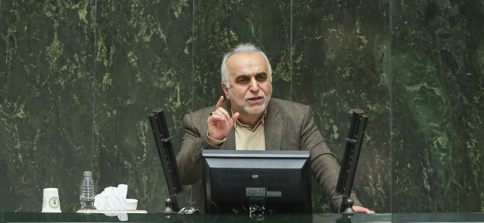 دژپسند: لایحه افزایش سهم شرکت‌های دولتی باعث شفافیت بازار بورس می‌شود