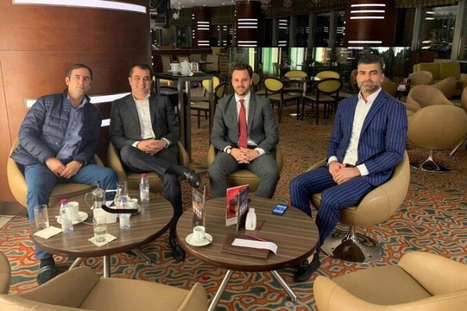 یک ایرانی فامیل وکیل جنجالی پرونده ویلموتس درآمد!