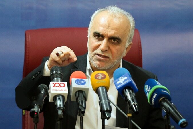 وزیر اقتصاد خرید چه سهمی را پیشنهاد می‌کند؟