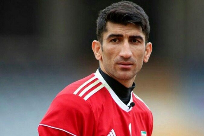 سند رسمی کسر بیش از یک میلیاردی از قرارداد بیرانوند توسط پرسپولیس