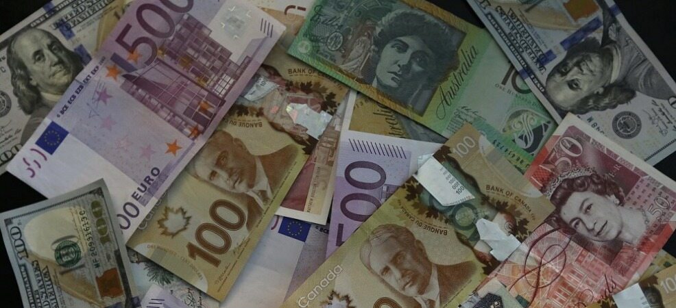 انهدام باند اخلالگر بازار ارز در تهران