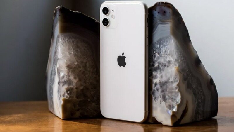 تغییر جنس سیم شارژر گوشی های iPhone 12 5G 