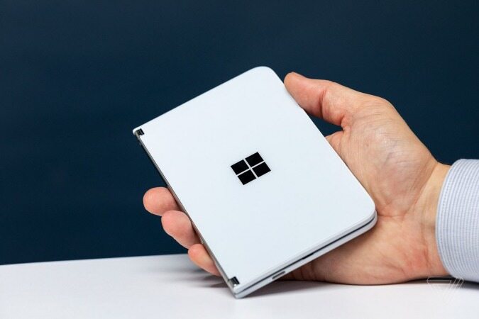 Surface Duo کریسمس به بازار عرضه خواهد شد !