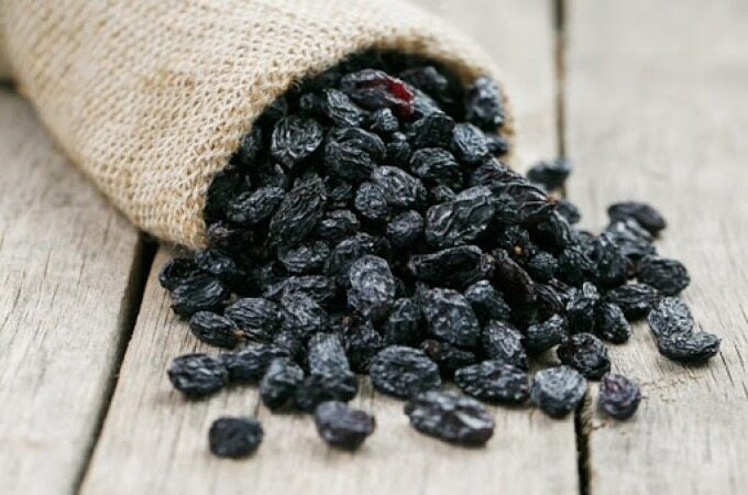 دانه ای سیاه و خشک شده و شگفت انگیز برای سلامتی شما