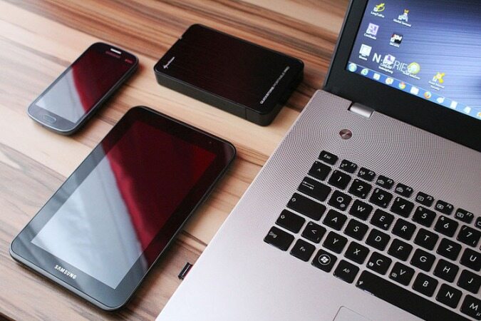 قیمت انواع نرم‌افزار‌های پرکاربرد و سیستم عامل ویندوز