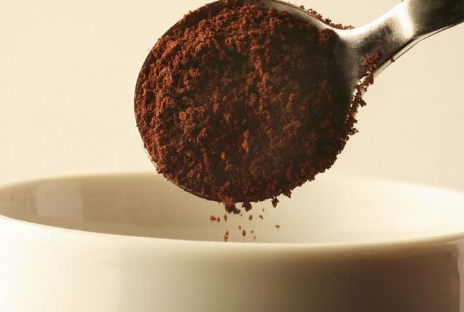 آیا نوشیدن قهوه فوری، مانند قهوه های معمولی مفید است؟