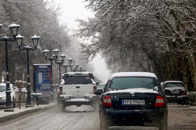 بارش برف و باران در بیشتر مناطق کشور/ دمای تهران زیر صفر می رود