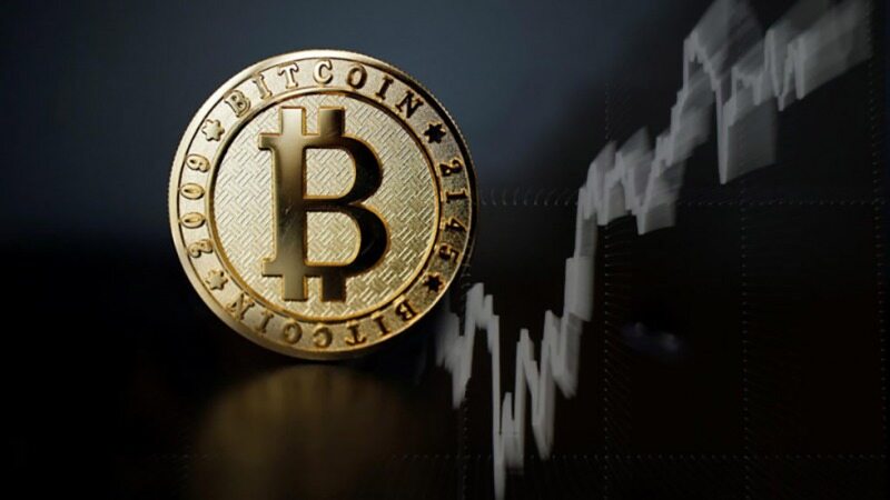 پاسخ به ۱۰ سوال رایج درباره بیت کوین و سرمایه‌گذاری روی آن