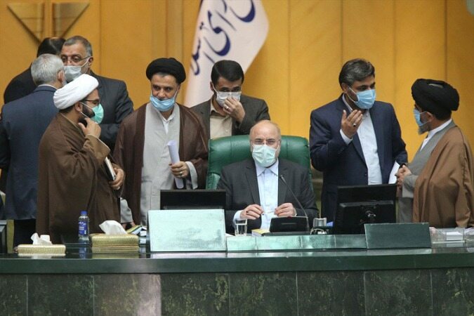انتقادات شدید نمایندگان از توافق ایران و آژانس؛ روحانی محاکمه شود!