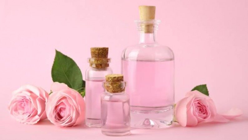 گلاب را جایگزین تمام محصولات آرایشی خود کنید