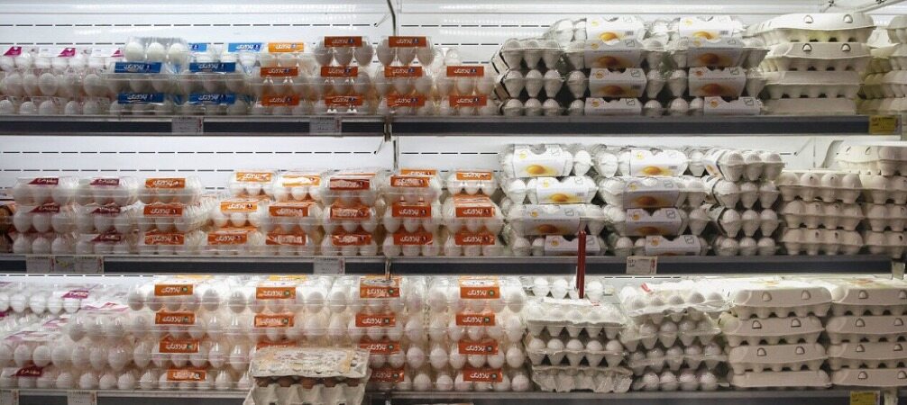 وزارت بهداشت: تخم مرغ‌های غیر بسته‌بندی در معرض کرونا هستند