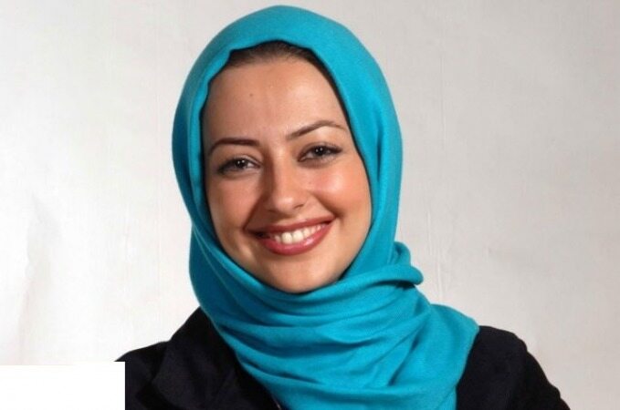 عکس نفیسه روشن و خداداد عزیزی در پشت صحنه شب‌های مافیا 