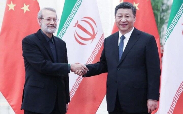 چین حاضر به مذاکره با دولت نبود لذا لاریجانی برای پیگیری تفاهم حکم گرفت