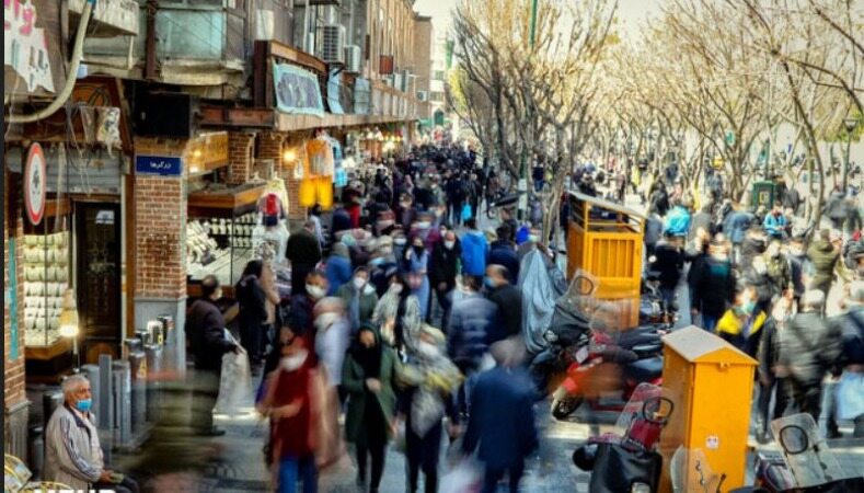 بازار بزرگ تهران به مدت دو هفته از شنبه ۲۱ فروردین تعطیل شد.