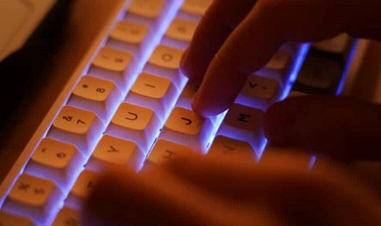 اف بی آی کامپیوترهای آسیب پذیر آمریکا را برای رفع بدافزار مخرب هک می کند