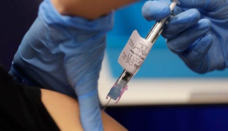  ابتلا به کرونا به‌شدت رو به افزایش است/زمان واکسیناسیون مردم عادی اعلام شد