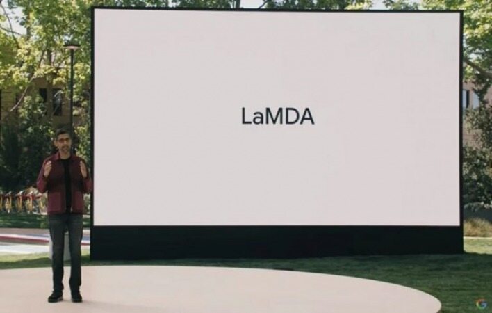 رونمایی گوگل از LaMDA با هدف مکالمه طبیعی بین انسان و کامپیوتر 
