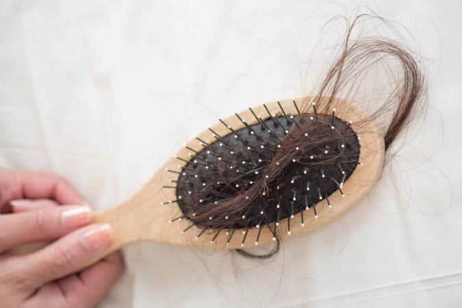 خانم ها اگر موهای خود را دوست دارید مراقب این علل ریزش مو باشید