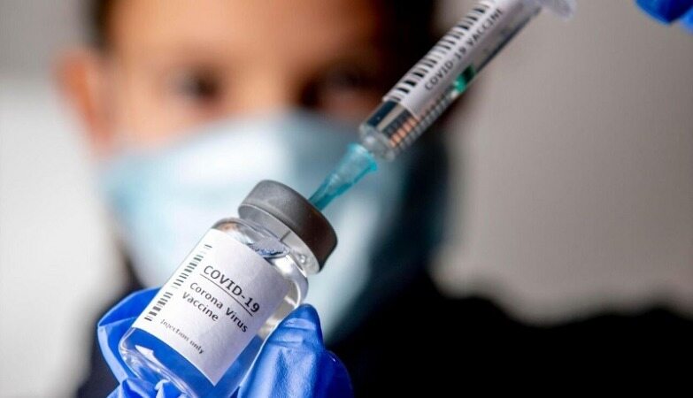 آغاز ثبت‌نام واکسیناسیون برای افراد بالای ۶۵ سال