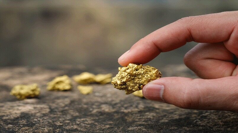 نظرسنجی: کارشناسان در انتظار افزایش بیشتر قیمت طلا