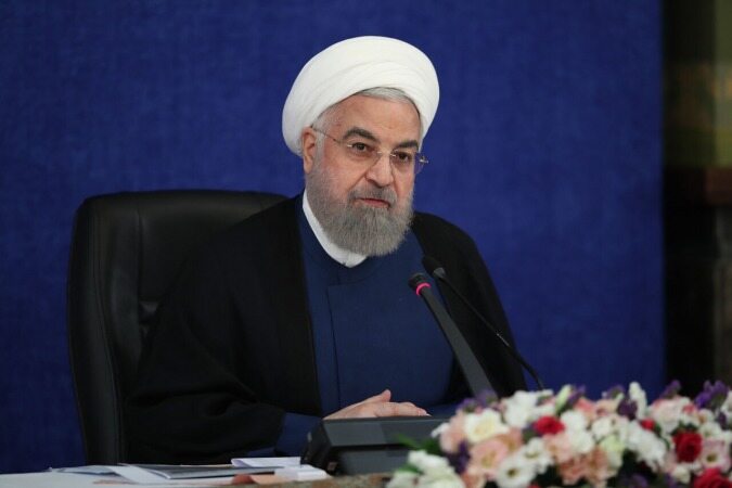 آخرین گفت وگوی تلویزیونی روحانی با مردم| برای جبران کسری بودجه از مردم استقراض کردیم