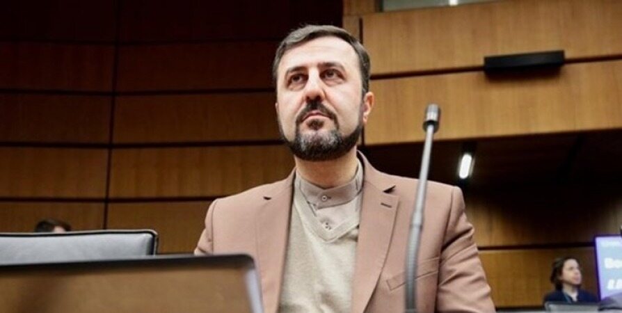 غریب آبادی: ایران هیچ محدودیتی را در تولید و صادرات نفت خود نمی‌پذیرد