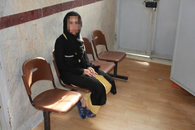 بازرس قلابی وزارت بهداشت در داروخانه دستگیر شد