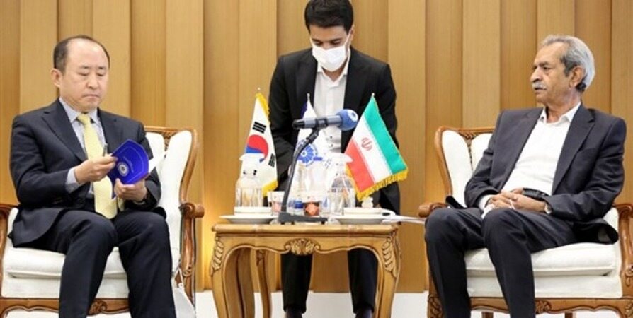 انتقاد رئیس اتاق ایران از کره جنوبی به دلیل تبعیت از تحریم‌های ضد ایرانی