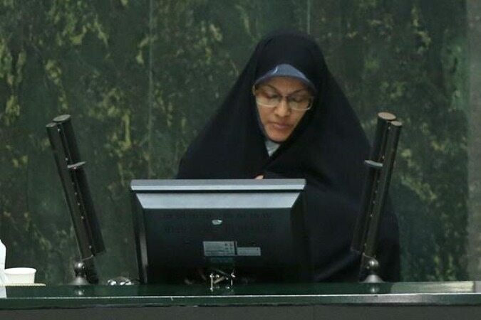 الهیان: یک زن به عنوان وزیر آموزش و پرورش معرفی شود