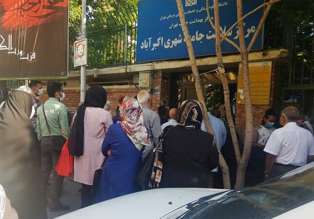 سرگردانی دوباره مردم در مراجعه به مراکز واکسیناسیون کرونا