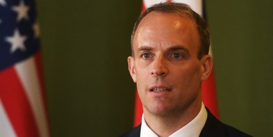 وزیر خارجه انگلیس: قصد استعفا ندارم